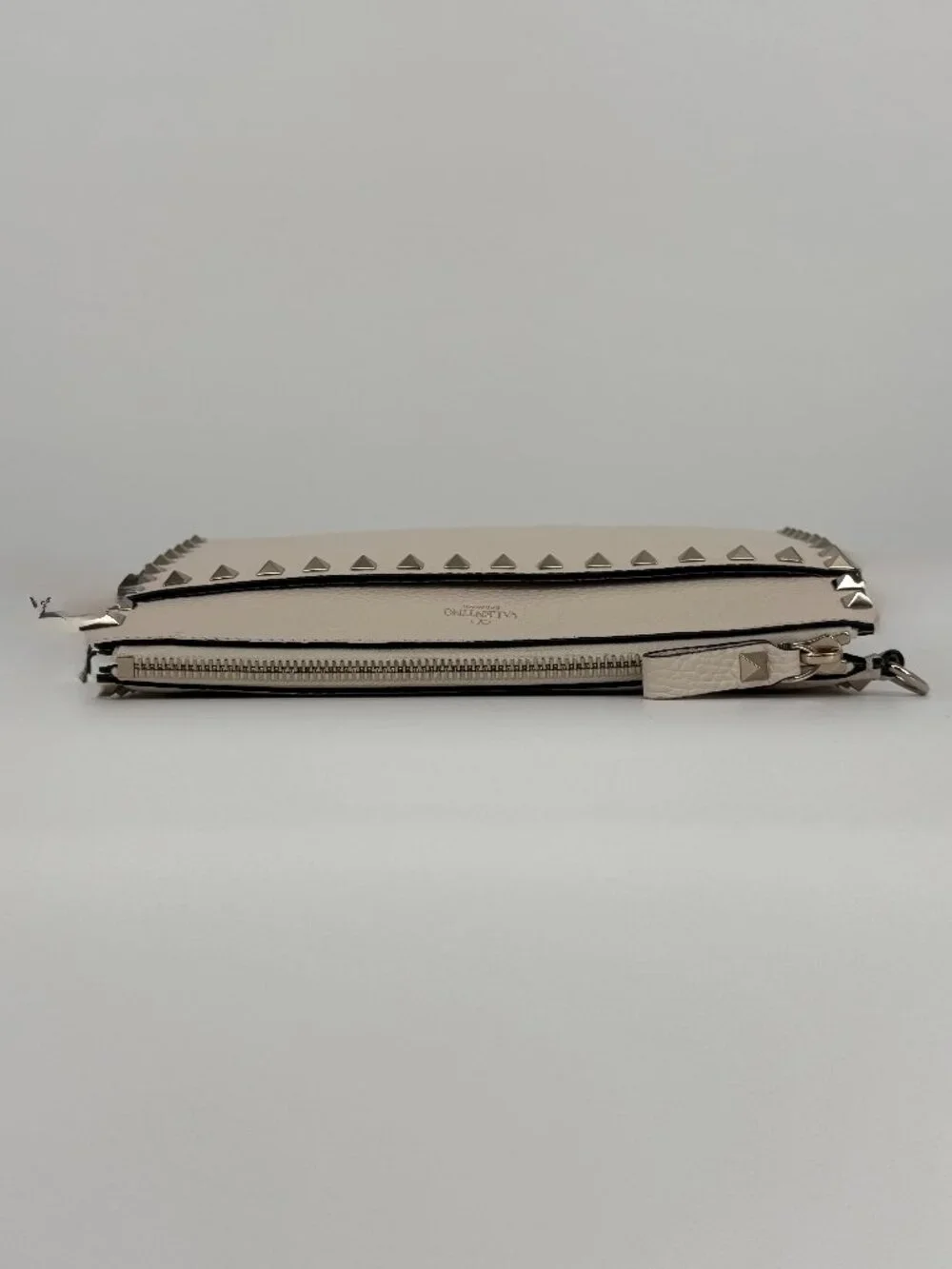 Valentino Garavani Rockstud Wristlet Pouch in Pebbled Calfskin